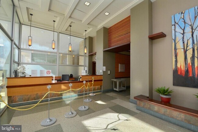 Building Photo - Bright 1BR 1B Condo | All Utilities Included | Arlington