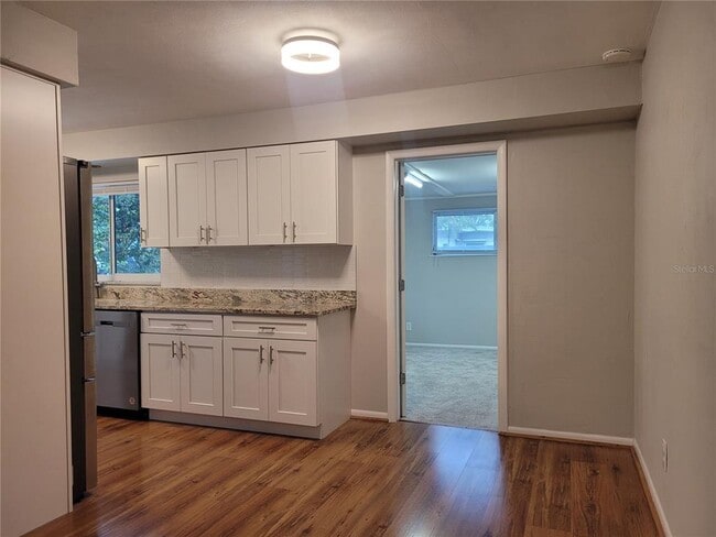 Building Photo - 13705 Jamaica Dr