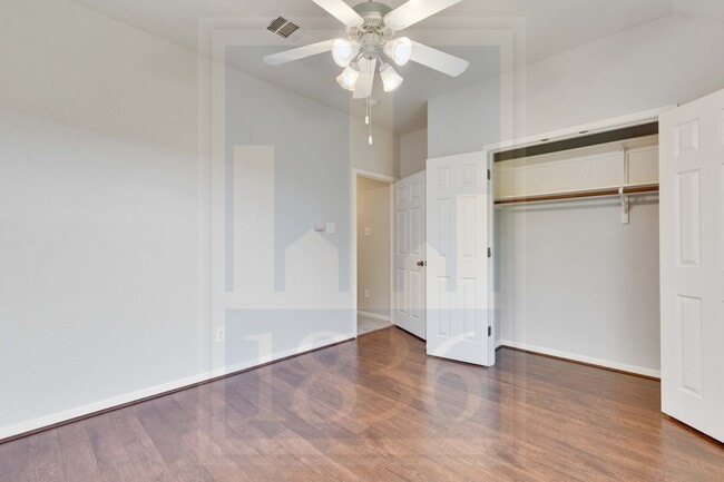 Building Photo - 5917 Sunset Ridge