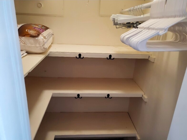 2nd Bedroom Closet - 1614 Michigan Blvd
