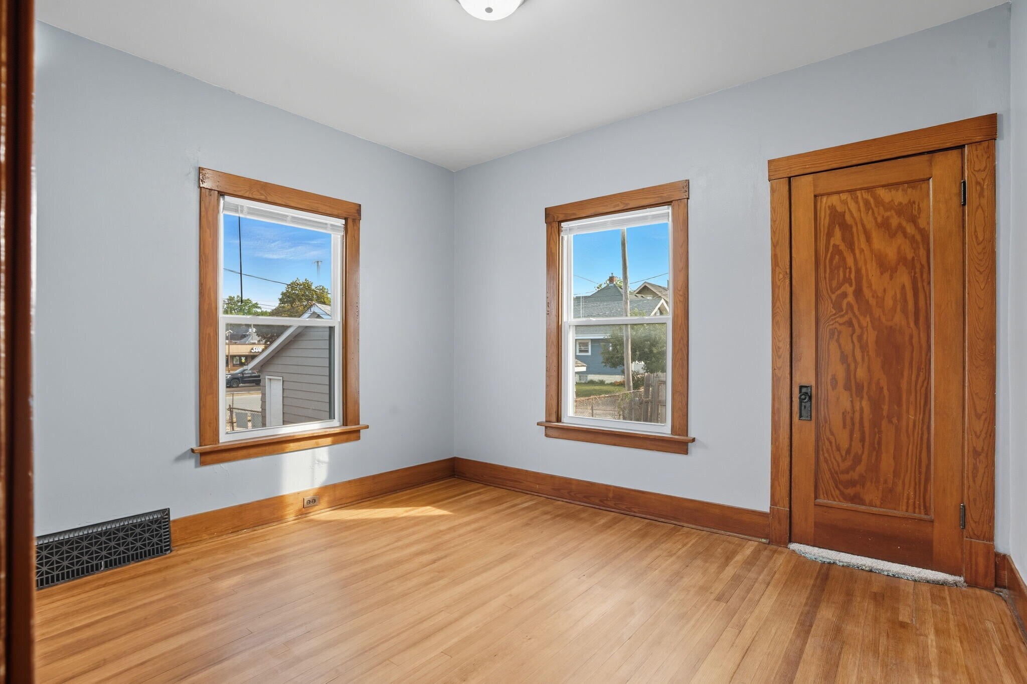 Building Photo - 1719 N Marquette St