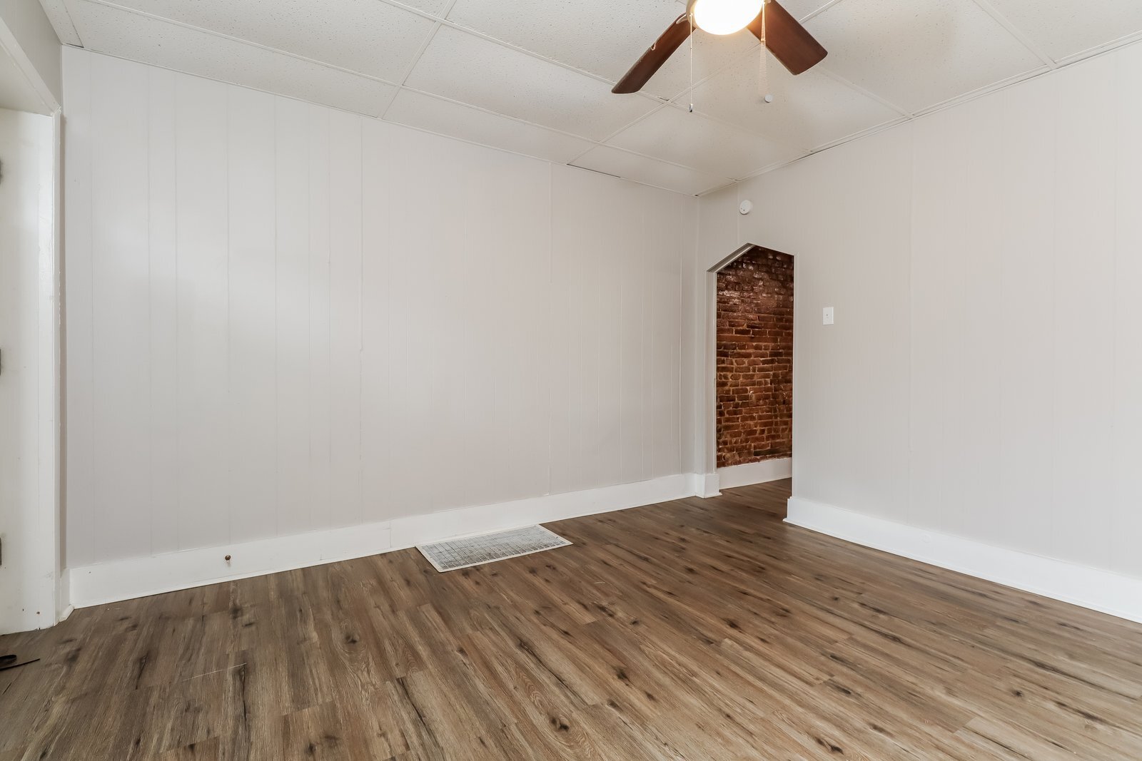 Building Photo - 23 Millbridge St