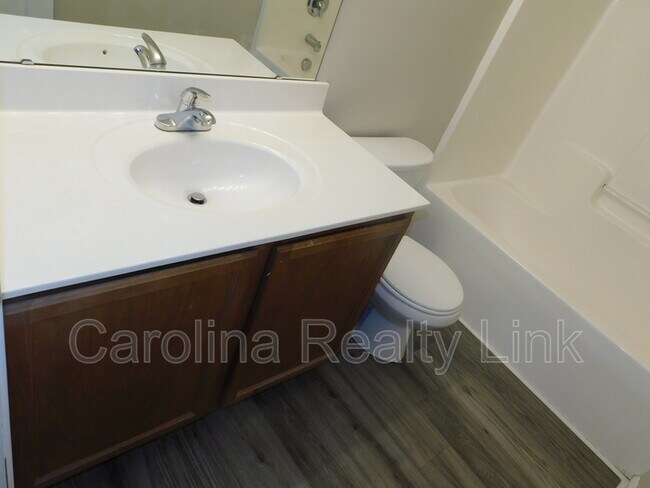 Building Photo - 3131 Decapolis Dr