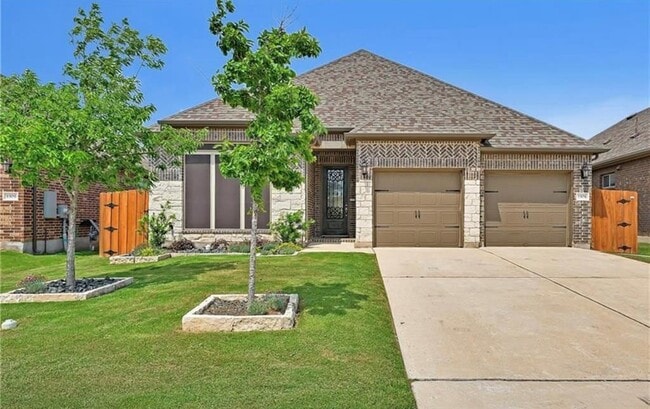 Primary Photo - 1309 Mustang Brook Ln