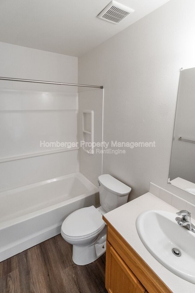 Building Photo - 2316 N Wilbur Rd