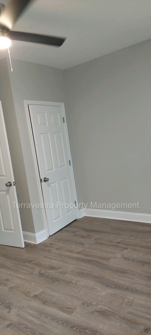 Building Photo - 314-316 S 4th St