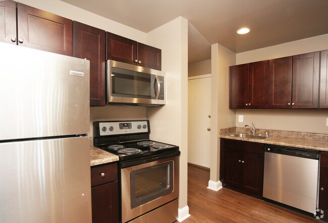 Interior Photo - Prescott Square