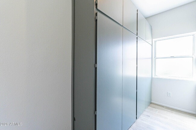 Building Photo - 22408 N Las Vegas Dr