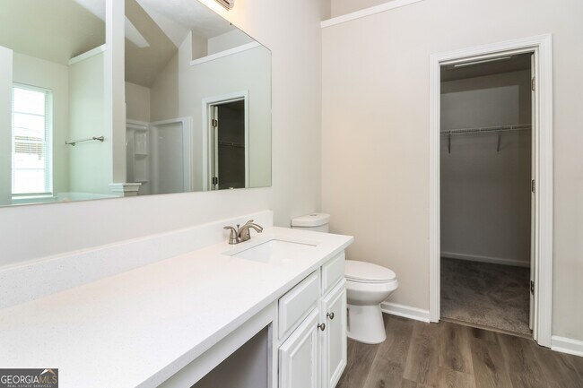 Building Photo - 90 Westfield Way