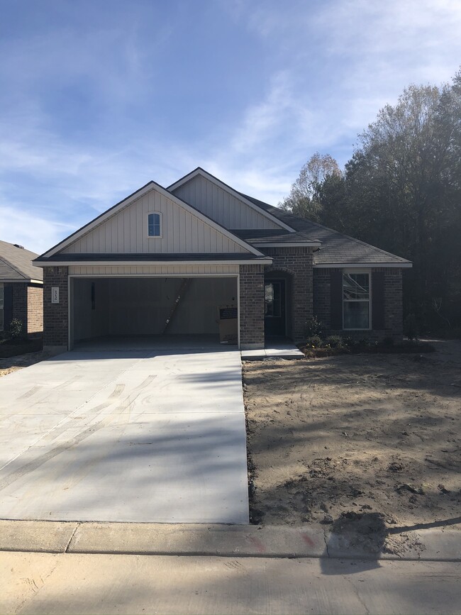 Building Photo - 23136 Jinkins Ln