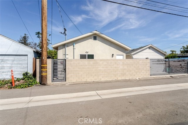 Building Photo - 944 Zook Dr