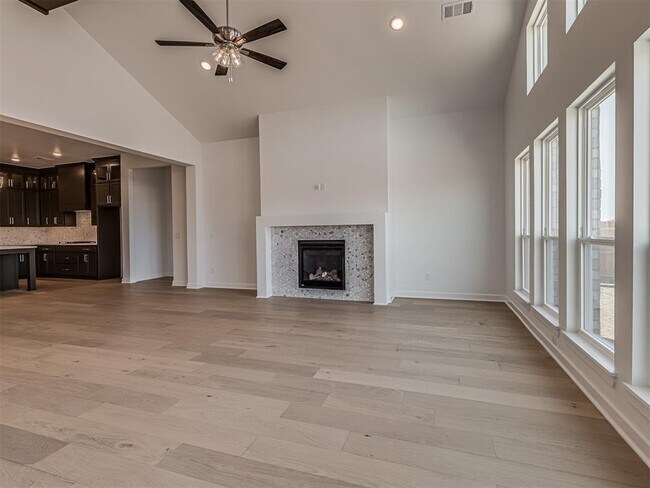 Building Photo - 16302 S 89th E Ave