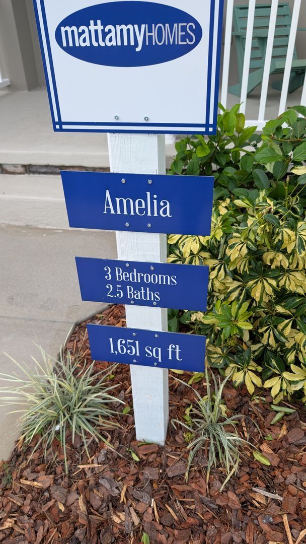 Building Photo - New Luxury Townhome in Celebration with All porcelain tiled floors. Island Village new construction