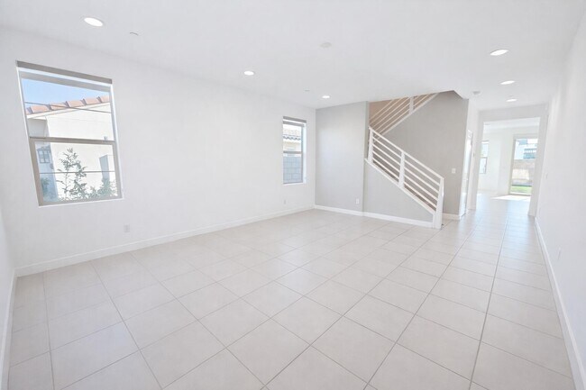 Building Photo - 35770 McCarthy St