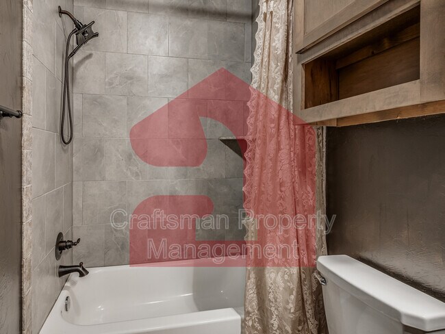 Building Photo - 9945 SW 21st St