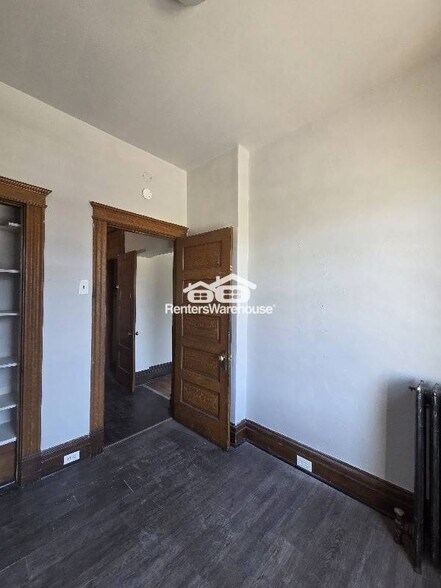 Building Photo - 3914 Michigan Ave