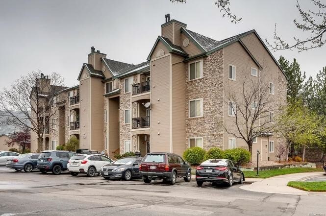 outside - 7409 S Alkire St