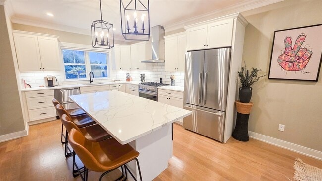 Building Photo - 279 Suffolk Ave