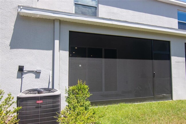 Building Photo - 1615 Hubbell Rd