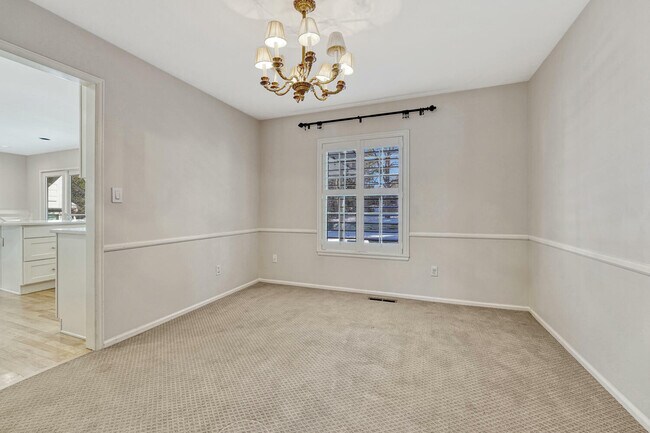 Building Photo - 7398 S Hudson Way