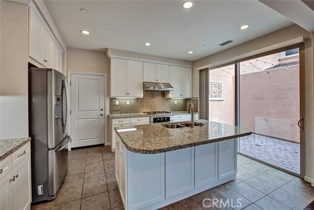 Building Photo - 135 Rose Arch