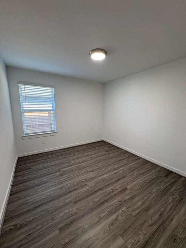 Building Photo - 3231 Langley Bnd Ln