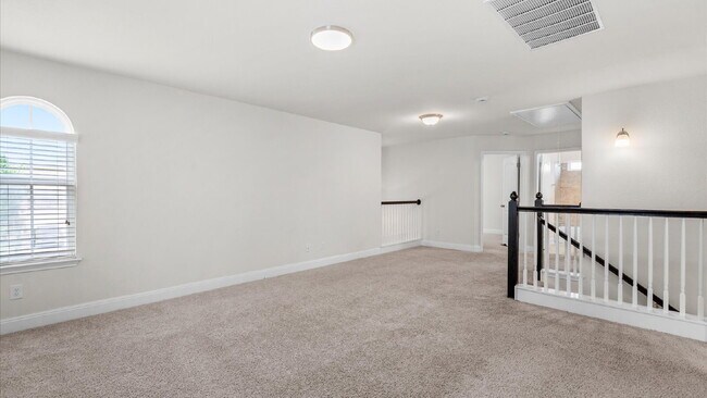 Building Photo - Spacious 4-Bedroom Home with a Backyard Oasis!