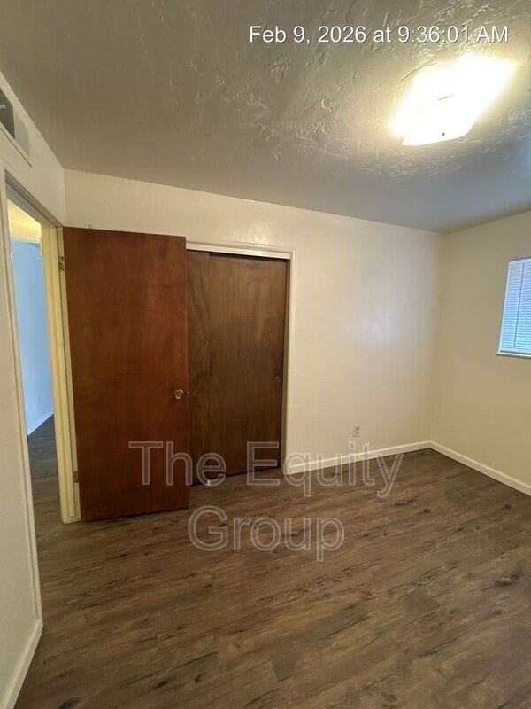 Building Photo - 3507 W Colonial Ave