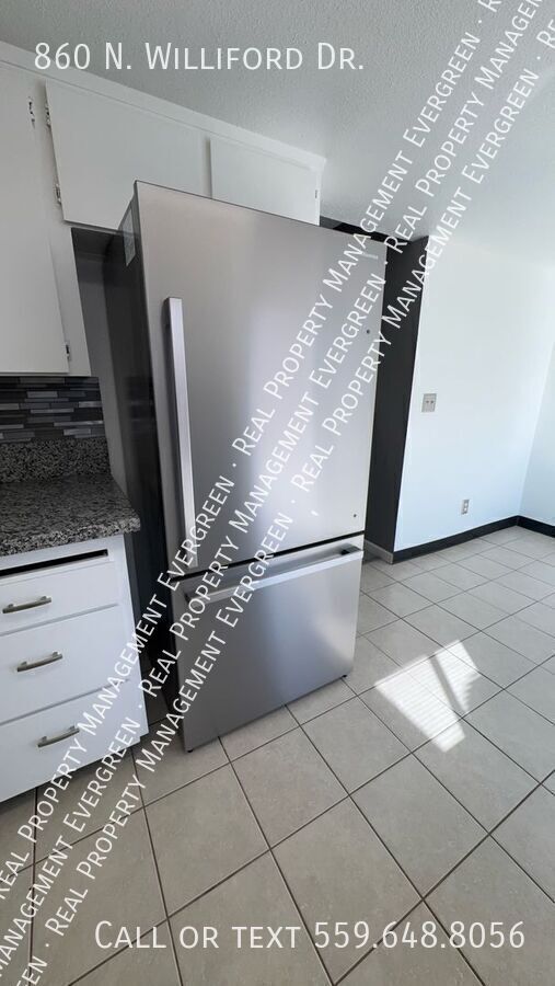 Building Photo - 860 N Williford Dr