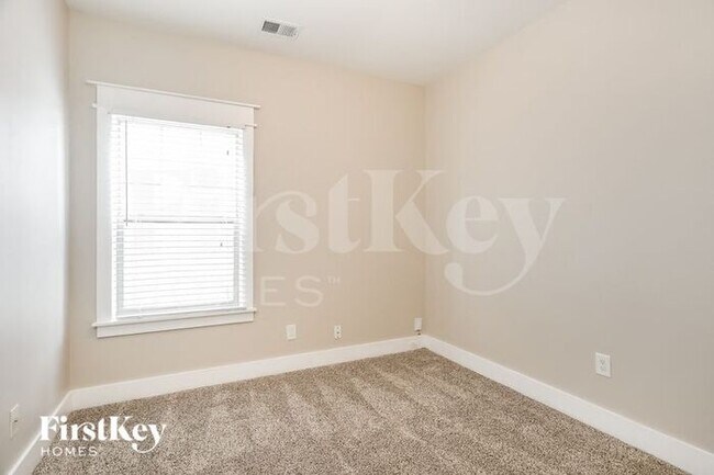 Building Photo - 4881 Mountain Gap Dr