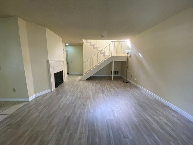 Building Photo - Two-Story 2-Bedroom Condo in North San Ber...