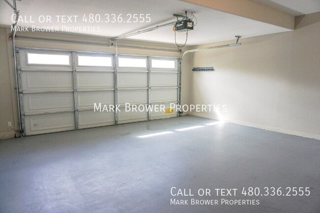 Building Photo - 2892 W Angel Way