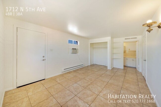 Building Photo - 1712 N 5th Ave