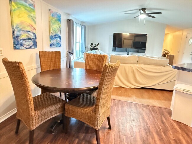 Building Photo - 3074 S Farm to Market 1486