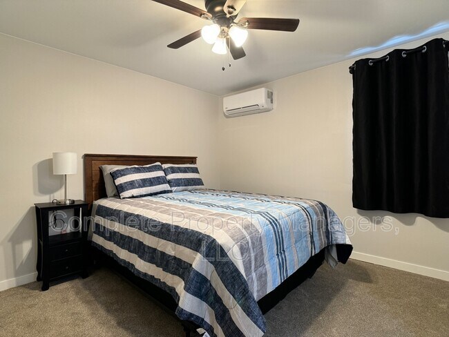 Building Photo - 423 Adams Ave