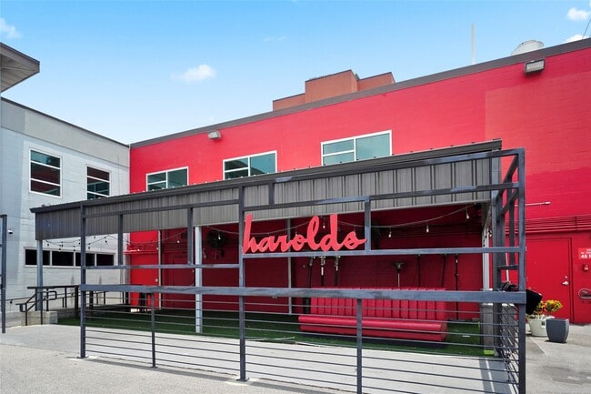 Building Photo - 1408 Enid St