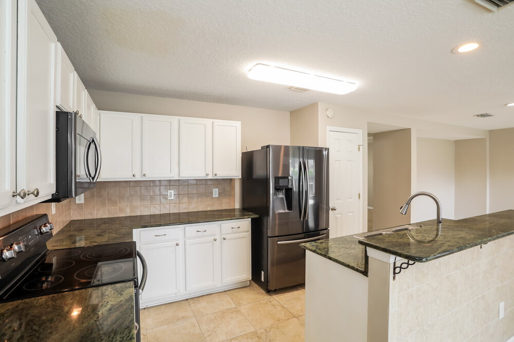 Building Photo - 7109 Beekman Lake Dr