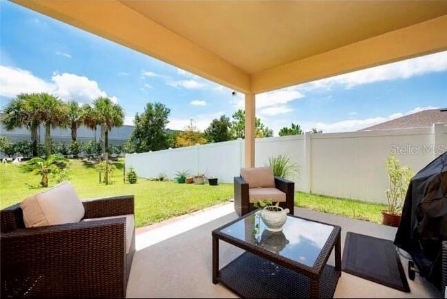Building Photo - 2403 Beacon Landing Cir