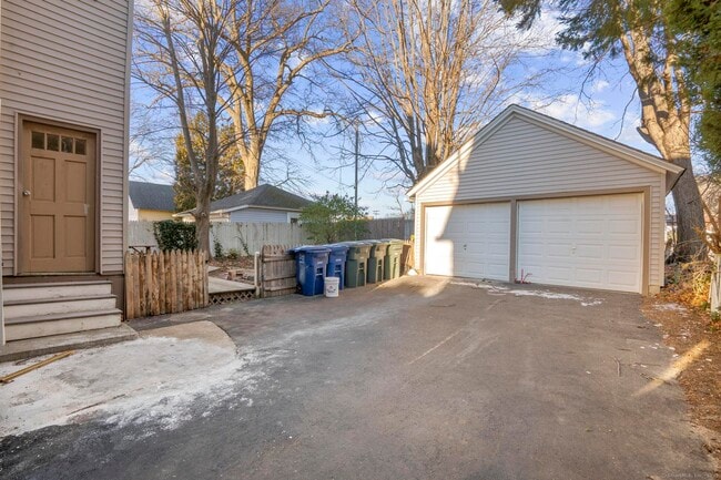 Building Photo - 68 Woodland Ave