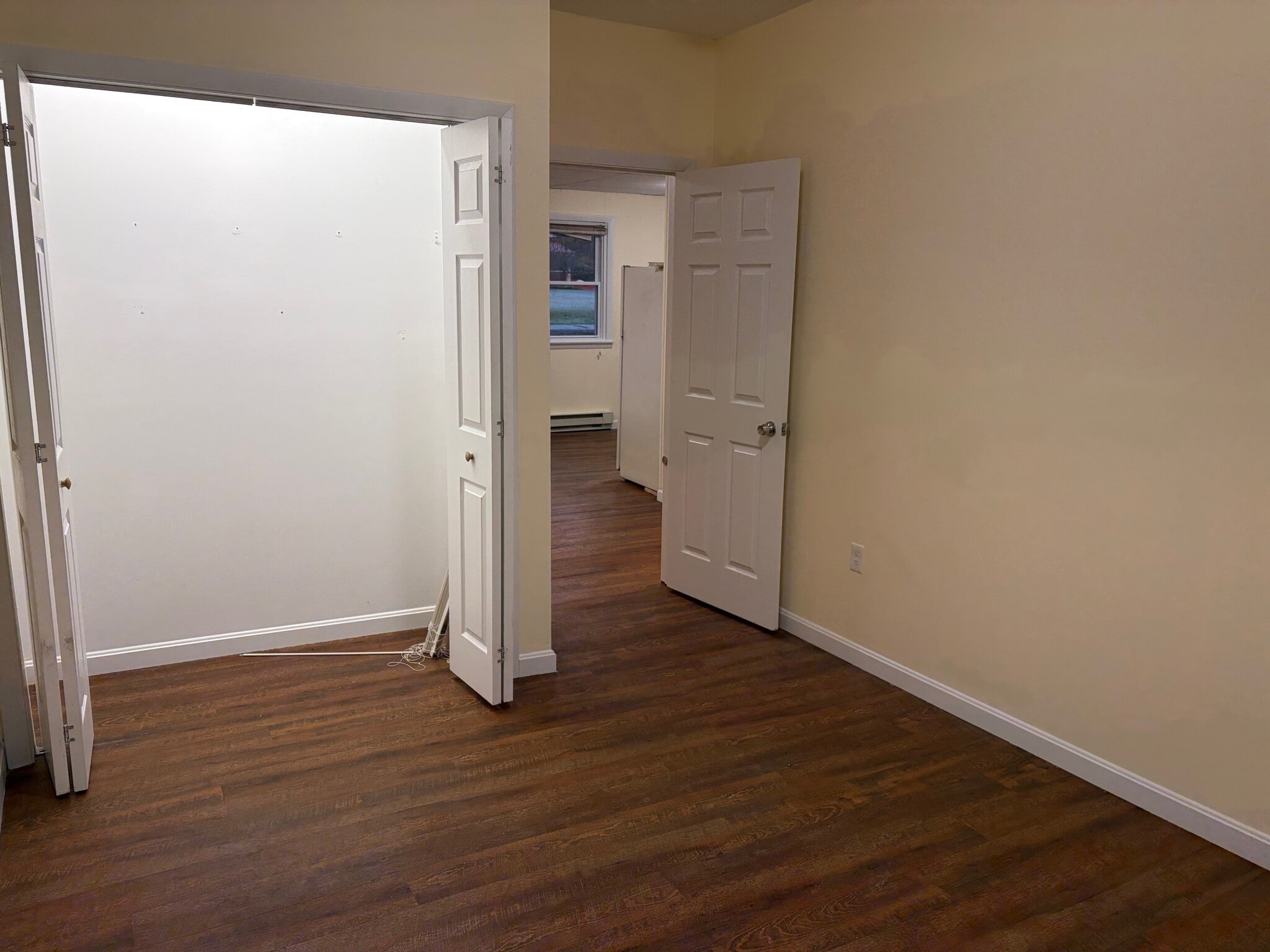 Bedroom 1 - 46 School St