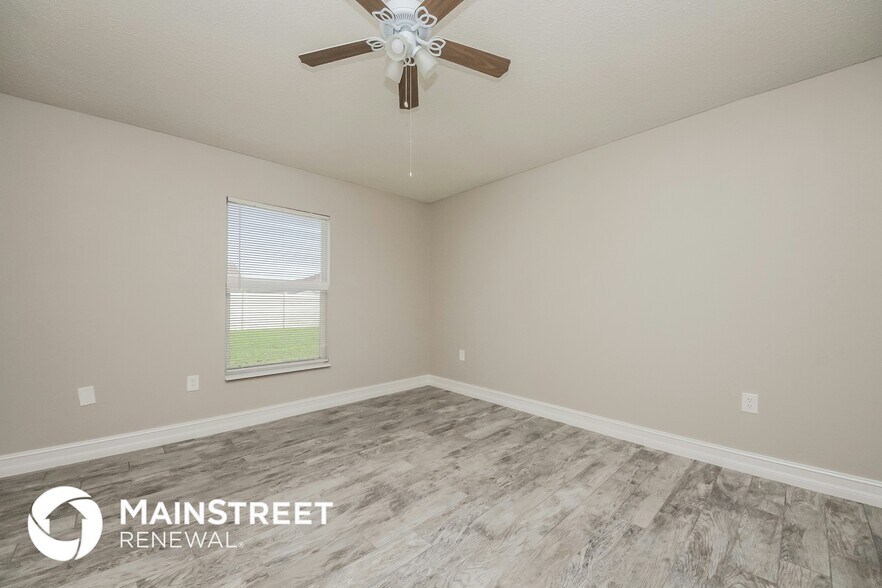Building Photo - 4211 Lavender Way