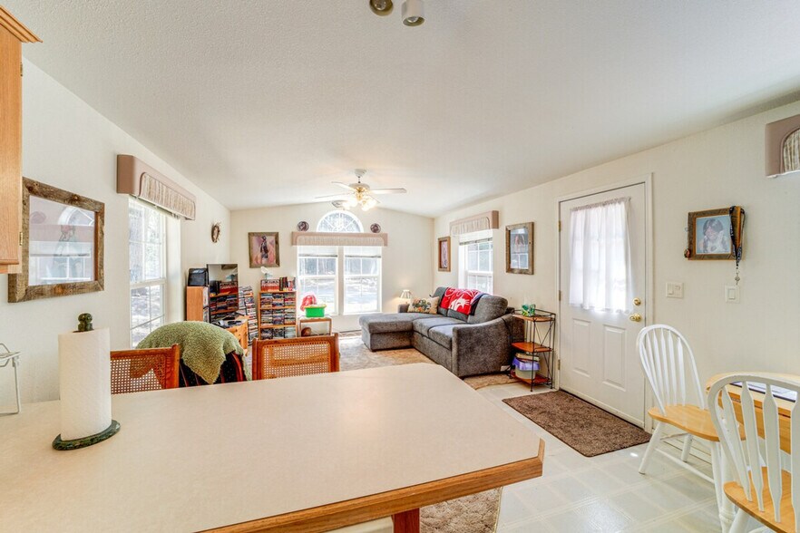 Building Photo - 16934 Tyee Dr