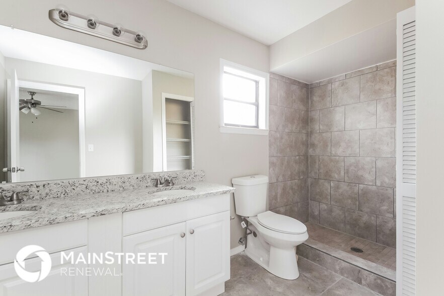 Building Photo - 604 Basingstoke Ct