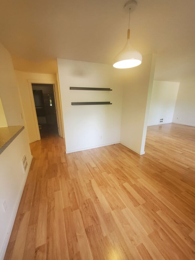 Building Photo - Your Peaceful Retreat in the Heart of Conv...