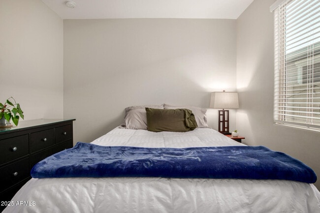 Building Photo - 18345 W Ipswitch Wy