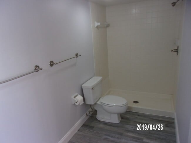 Building Photo - Oceanfront 3 BR Condo