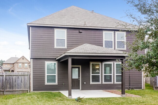 Building Photo - 19011 Woodland Leaf Ln