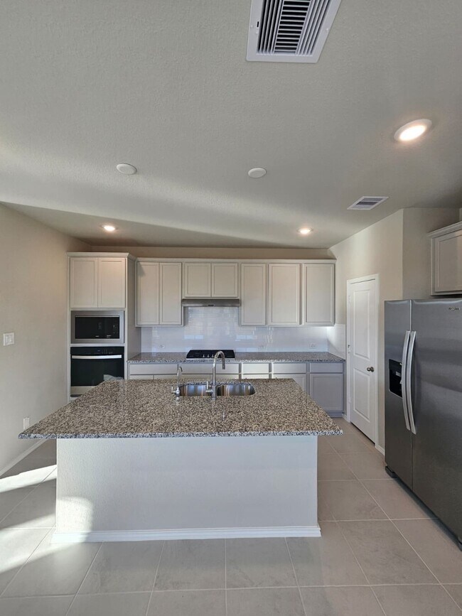 Building Photo - 426 Twilight Mdw Wy