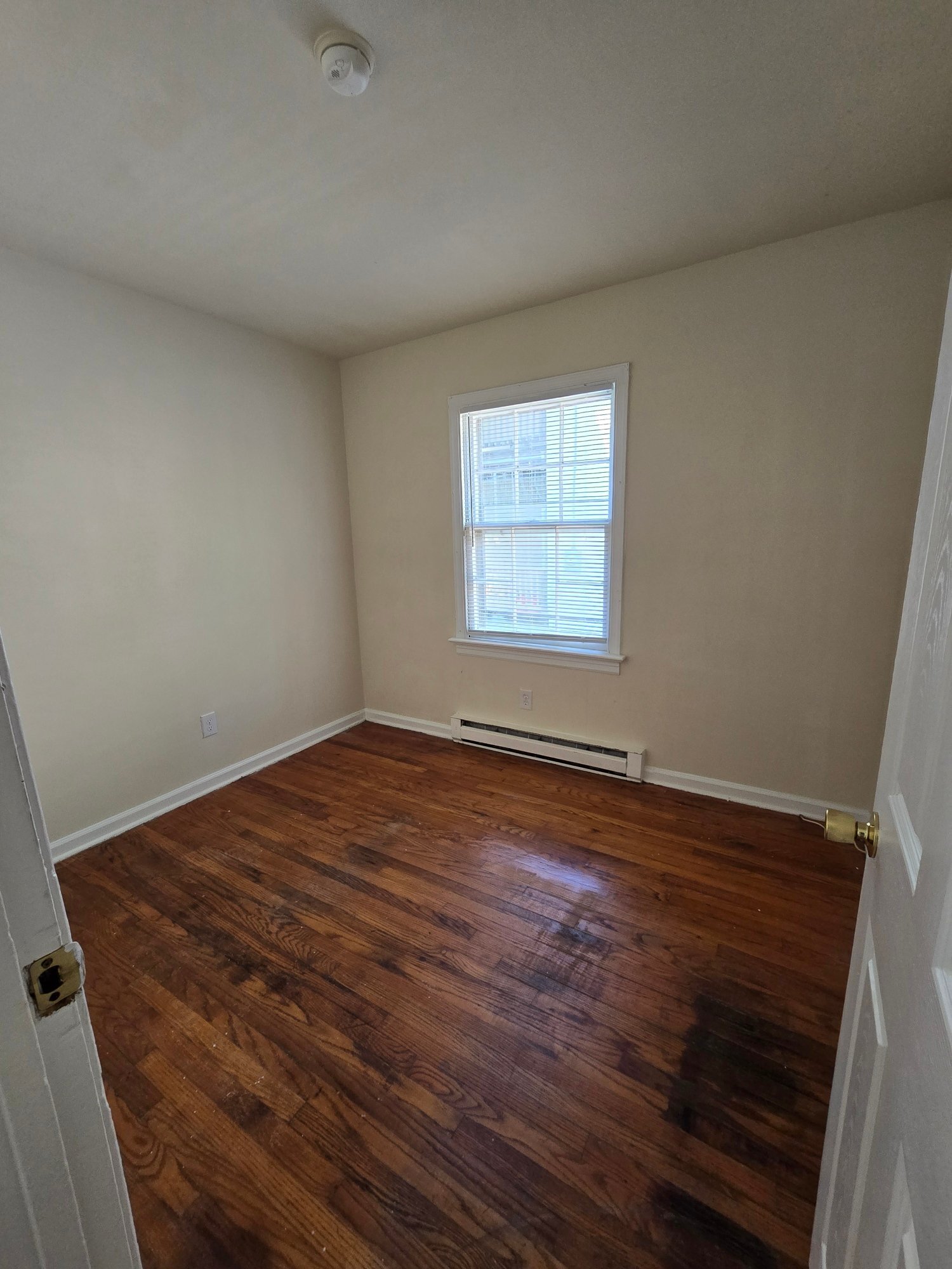 Building Photo - 2423 Whitcomb St