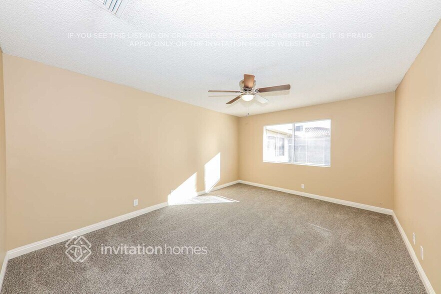 Building Photo - 41797 Royal Palm Dr